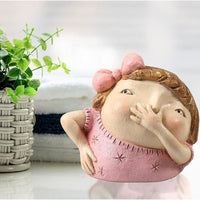 Boy Girl Pinch Nose Bathroom Statue Resin Decorations