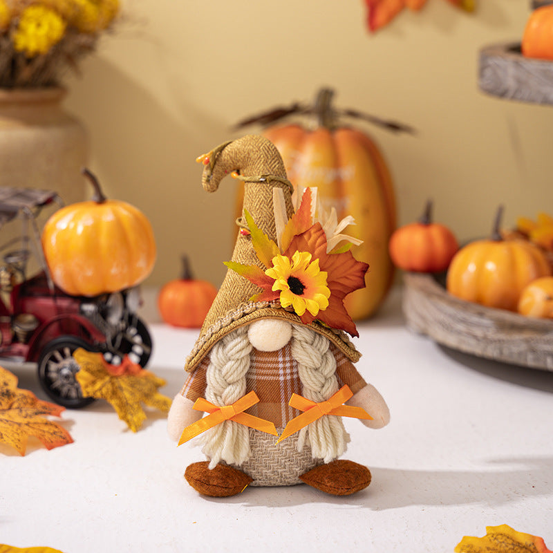 Standing Faceless Doll Harvest Season