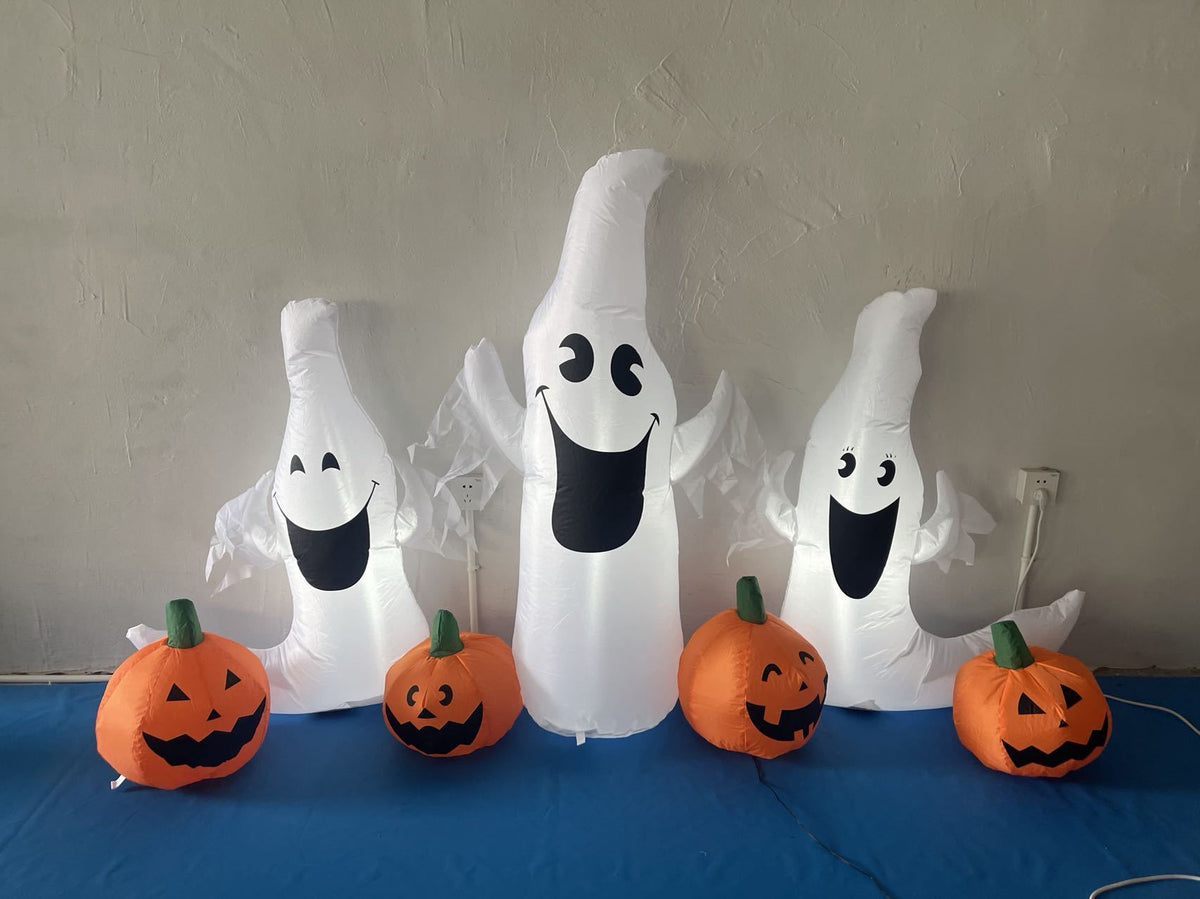 Halloween Inflatable Ghost With Pumpkins